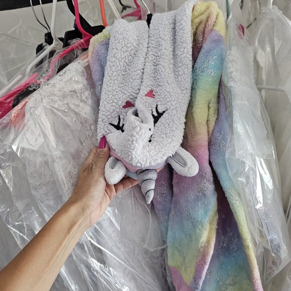 Children’s sainteve unicorn Pjs size 7/8 girls Multicolor - Picture 6 of 9